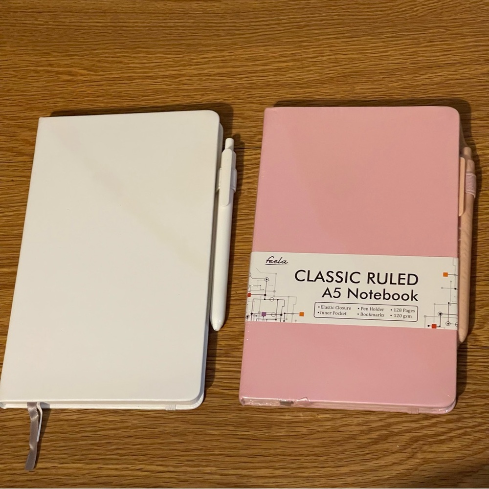 NWT Feela Classic Ruled A5 Notebook Set of 2